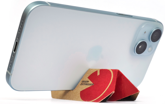 Handyhalten von Hinten mit Mobilephone